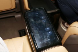 2022款腾势D9