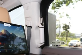 2022款腾势D9