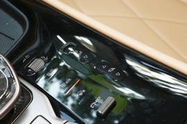 2022款腾势D9