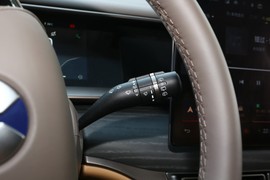 2022款腾势D9