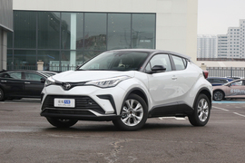 2023款丰田奕泽IZOA