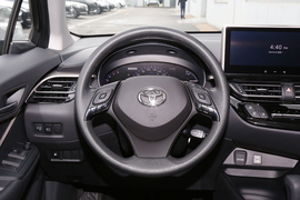 2023款丰田奕泽IZOA