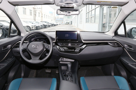 2023款丰田奕泽IZOA