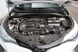 2023款丰田奕泽IZOA