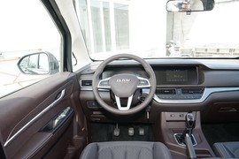 2023款北汽制造王牌M7