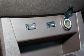 2023款北汽制造王牌M7