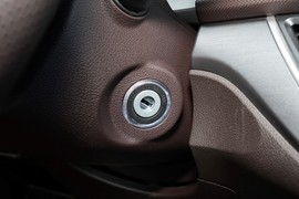 2023款北汽制造王牌M7