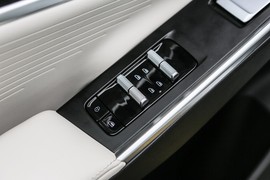 2023款吉利博越COOL