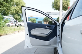 2023款奇瑞瑞虎3x