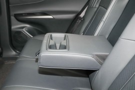 2023款丰田凌放HARRIER