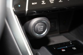 2023款丰田凌放HARRIER