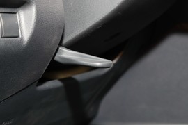 2023款丰田凌放HARRIER