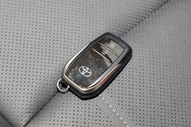 2023款丰田凌放HARRIER