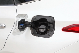 2023款丰田凌放HARRIER