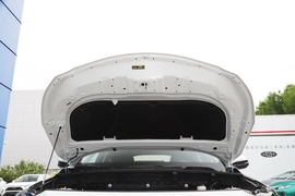 2023款丰田凌放HARRIER