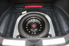 2023款丰田凌放HARRIER