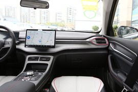 2023款比亚迪驱逐舰05