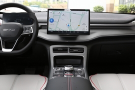 2023款比亚迪驱逐舰05