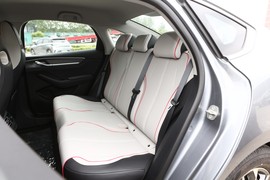 2023款比亚迪驱逐舰05