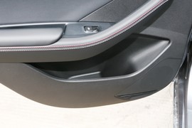 2023款比亚迪驱逐舰05