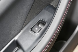 2023款比亚迪驱逐舰05