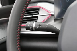 2023款比亚迪驱逐舰05