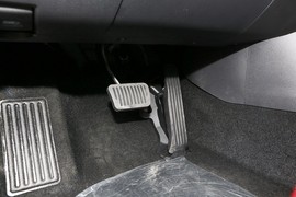 2023款比亚迪驱逐舰05