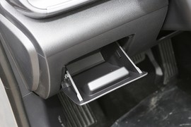 2023款比亚迪驱逐舰05