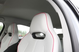 2023款比亚迪驱逐舰05