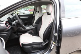 2023款比亚迪驱逐舰05