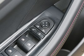 2023款比亚迪驱逐舰05