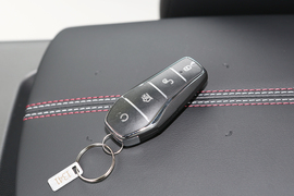 2023款比亚迪驱逐舰05