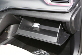 2023款比亚迪驱逐舰05