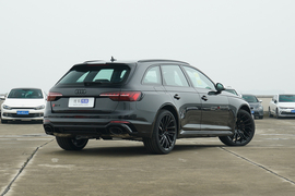 2022款奥迪RS4