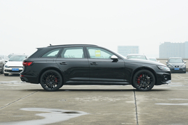 2022款奥迪RS4