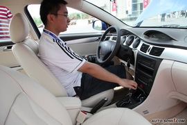 2009款东风风神S30试驾
