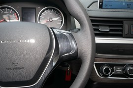 2023款东风风行T5