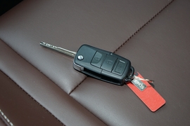 2023款东风风行T5