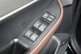 2023款东风风行T5