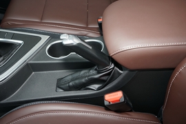 2023款东风风行T5