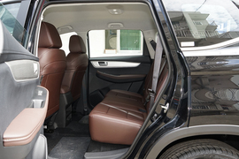 2023款东风风行T5