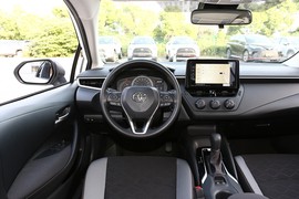 2023款丰田卡罗拉