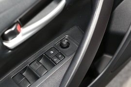 2023款丰田卡罗拉