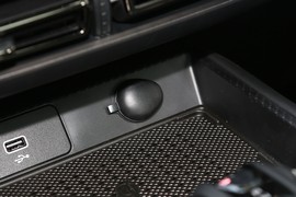 2023款哈弗二代大狗新能源