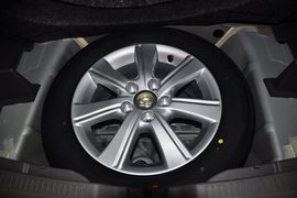 2014款丰田逸致180G豪华版