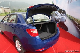 2009款东风风神S30试驾