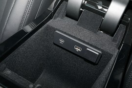 2024款路虎揽胜星脉