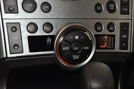 2014款丰田逸致180G豪华版
