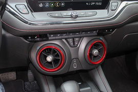 2023款雪佛兰开拓者