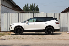 2023款雪佛兰开拓者